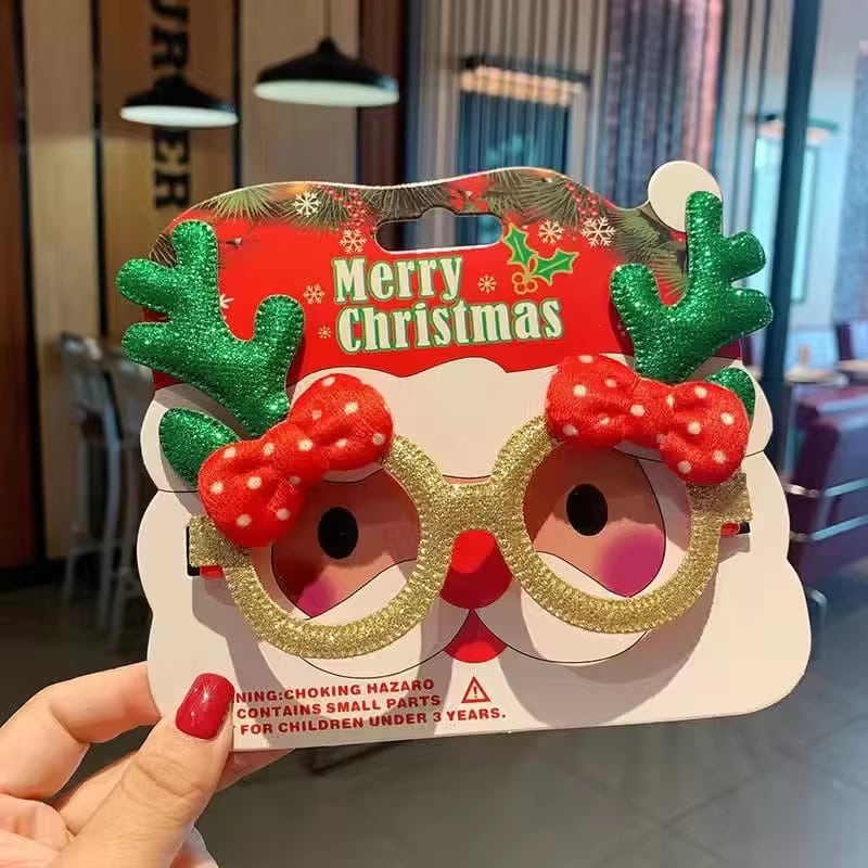 Gafas de Papá Noel y árbol navideño · referencia de imagen 3