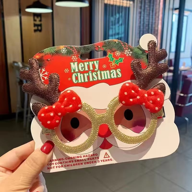 Gafas de Papá Noel y árbol navideño · referencia de imagen 5